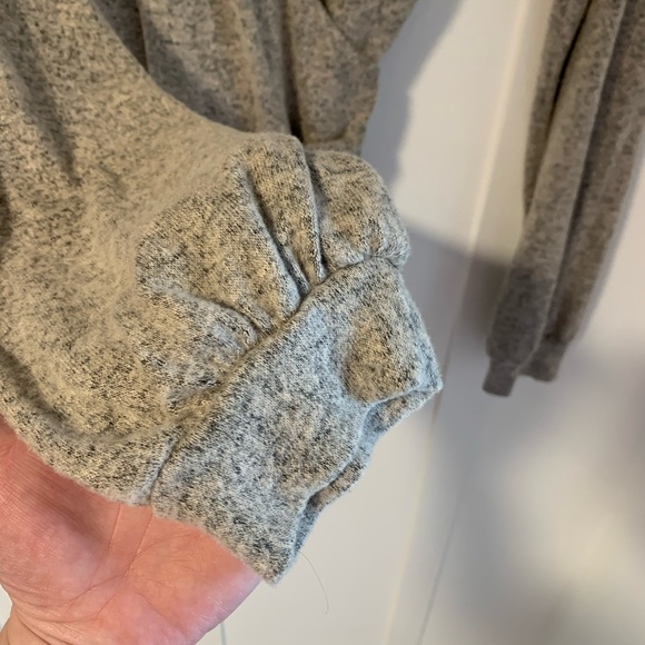 NWOT Soft & flattering Fashion Nova Shirt - Picture 7 of 7